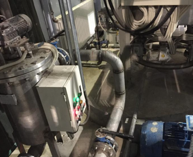 刷式過(guò)濾器應(yīng)用現(xiàn)場(chǎng)